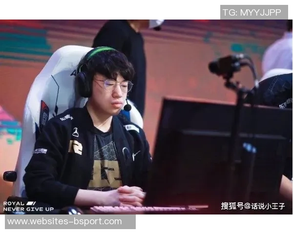 BLG以74分稳居挑战者杯积分榜首位争夺冠军的希望愈发强烈 BLG以74分稳居挑战者杯积分榜首位争夺冠军的希望愈发强烈